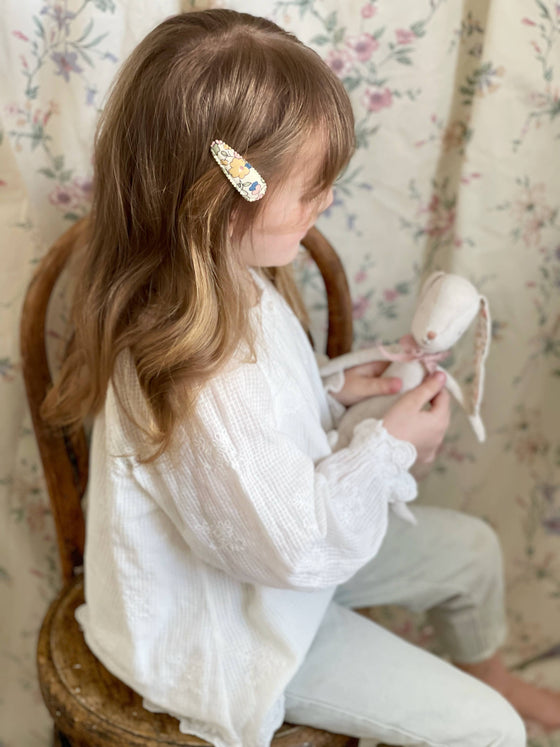 Almond Scallop Clips - Liberty Amelie - Floras