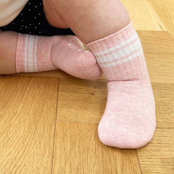 Sporty Non-Slip Stay-on Organic Quarter Crew Socks - Rose Single - The Little Sock Company