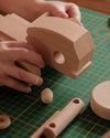 🚜 Make IT! Wooden Tractor Construction Kit - Bajo