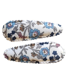  Almond Scallop Clips - Liberty - Floras