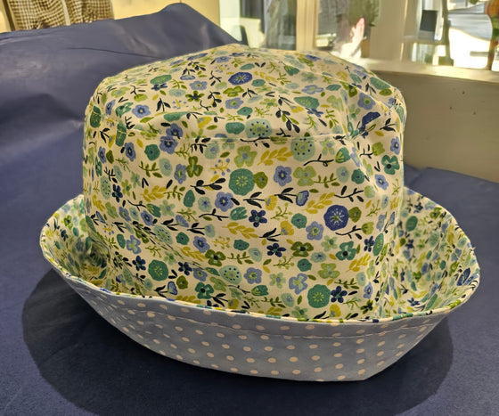 Reversible Bucket Hat - Blue Daisy/Blue Pokka Dot - Ruth Lednik